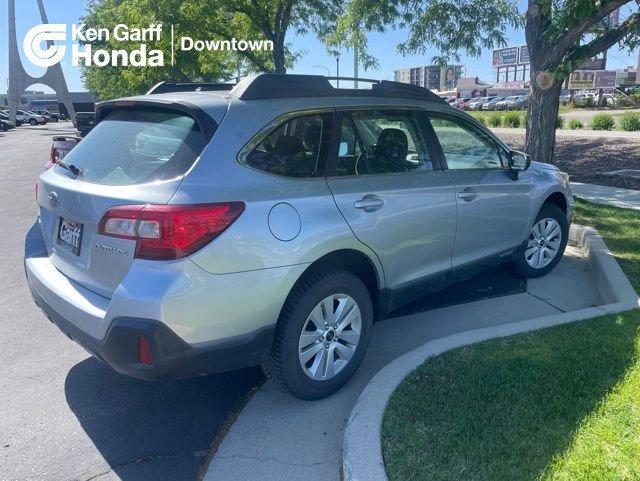 2019 Subaru Outback 2.5i's photo