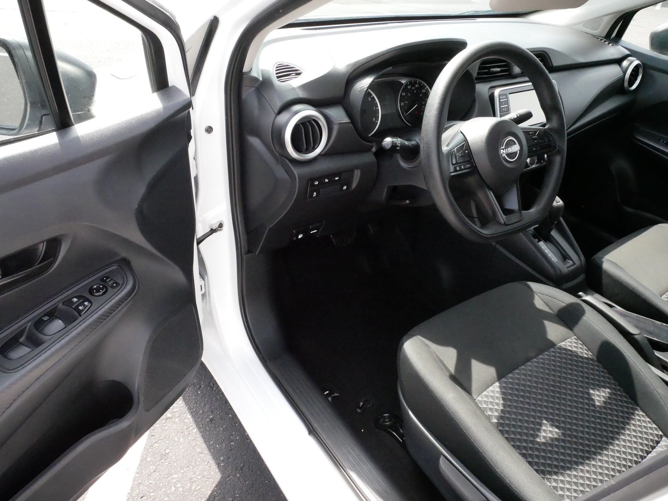 Used 2024 Nissan Versa Sedan S with VIN 3N1CN8DV9RL886034 for sale in Brooklyn Center, Minnesota