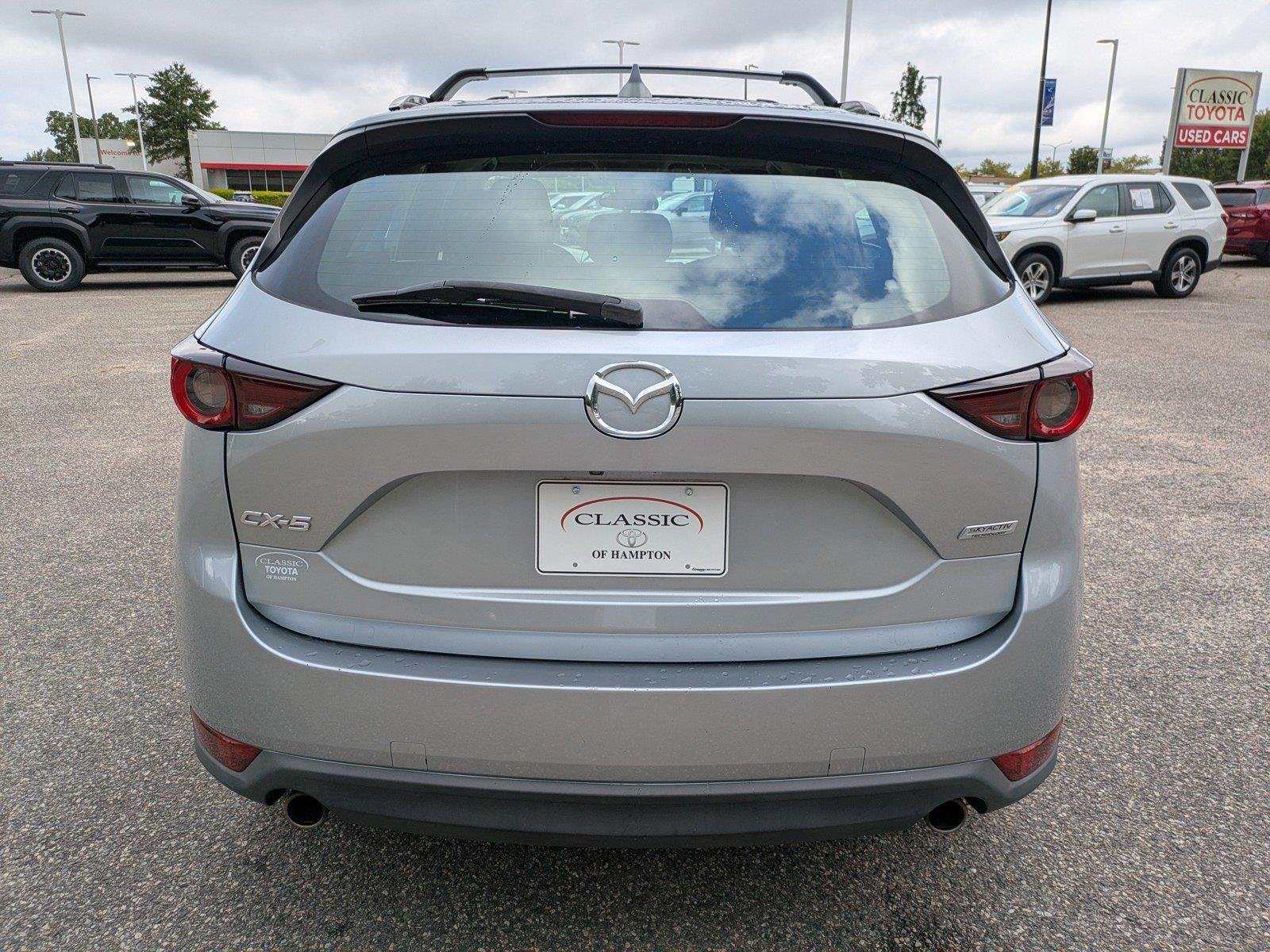 Used 2018 Sonic Silver Metallic Mazda Sport image 5