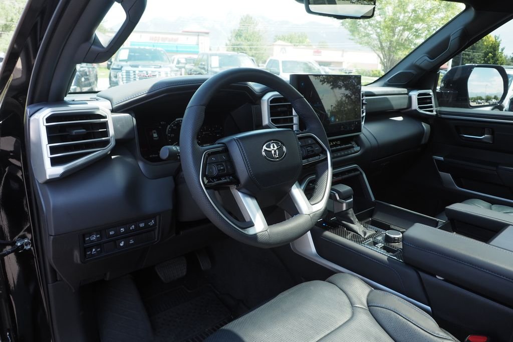 Used 2025 Black Toyota Platinum image 12