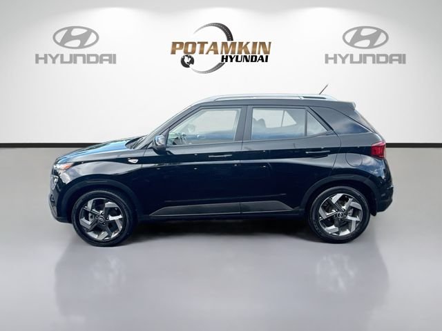 Used 2026 Black Hyundai SEL image 8