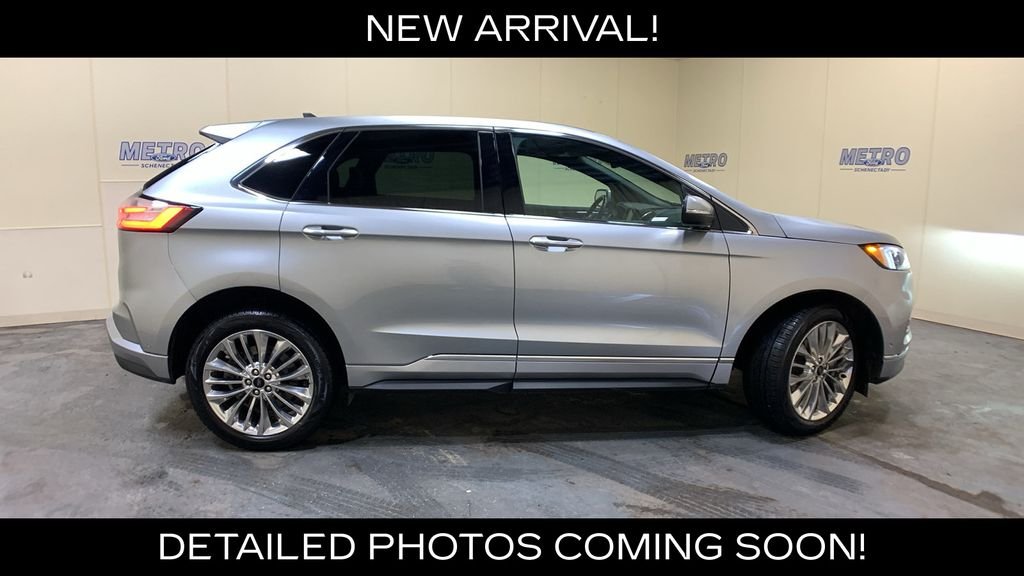 Used 2024 Silver Metallic Ford Titanium image 2