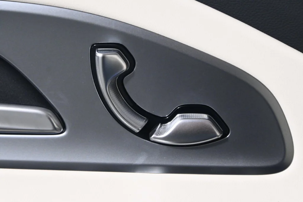 New 2027 Blue Mercedes-Benz CLA 220 image 24