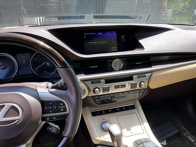 Used 2017 White Lexus 350 image 8