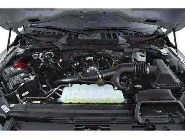 New 2026 Avalanche Gray Ford XLT image 12