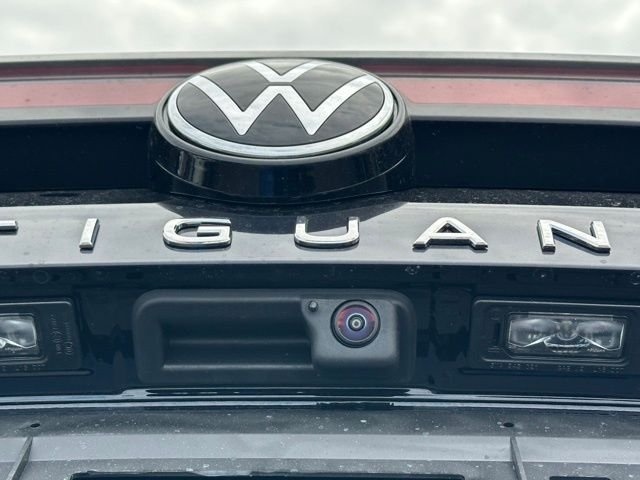 New 2026 Deep Black Pearl Volkswagen 2.0T S image 15