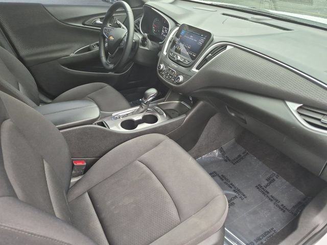 Used 2023 SUMMIT WHITE Chevrolet LT image 33