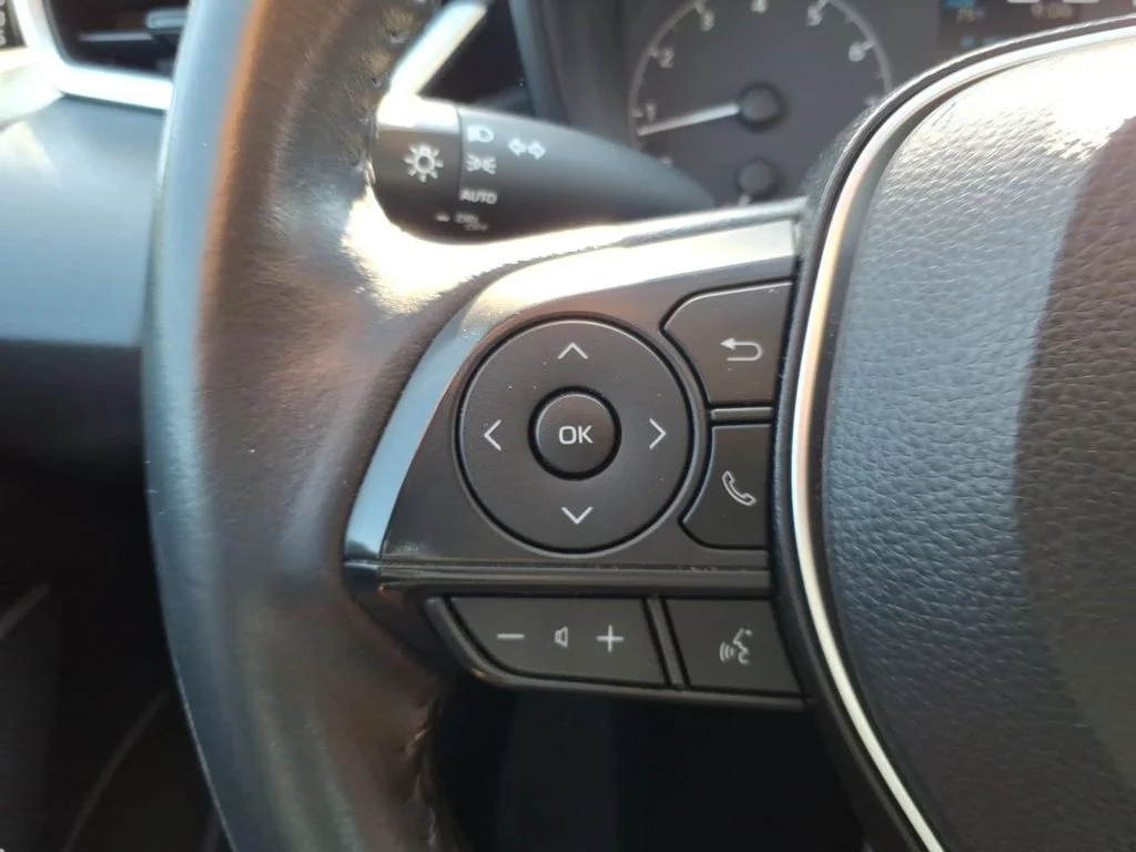 Used 2024 White Toyota SE image 26