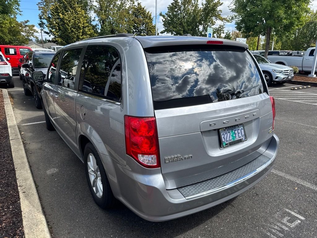 Used 2019 Billet Silver Metallic Clearcoat Dodge SXT image 4