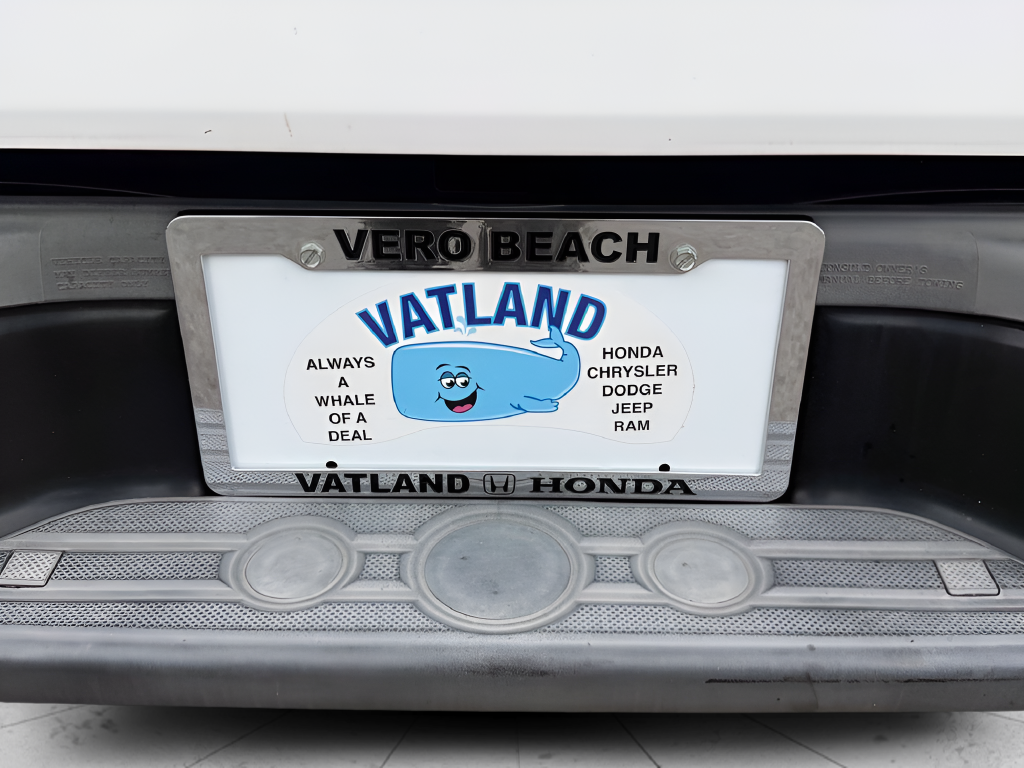 Used 2012 White Toyota Base image 26