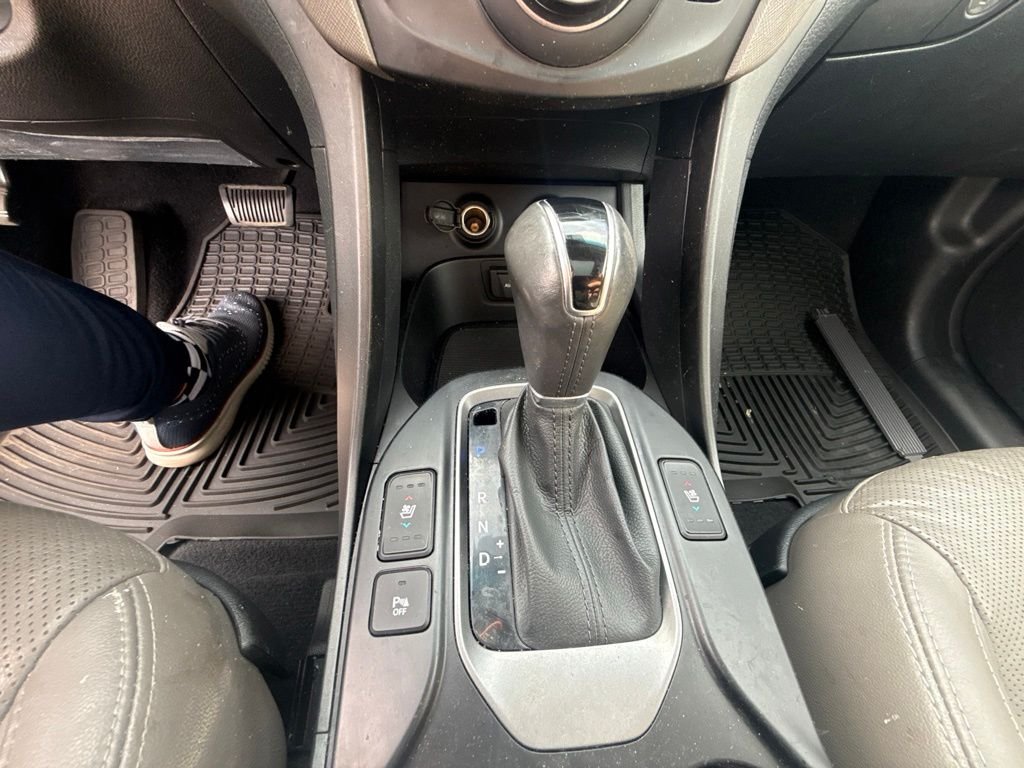 2016 Hyundai Santa Fe SE - Photo 28