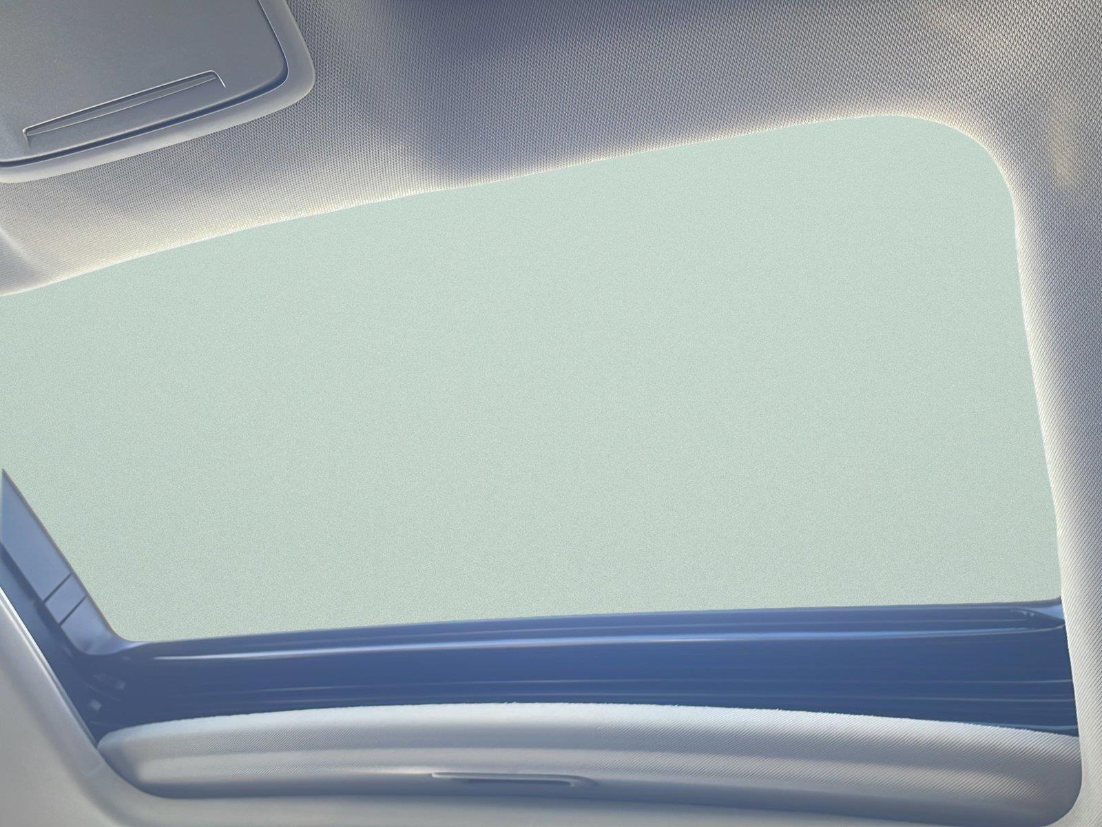 New 2026 Urban Gray Pearl Honda SE image 16