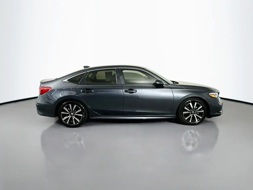 Used 2022 Gray Honda EX image 9