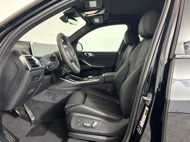 New 2026 Dk. BMW xDrive40i image 10