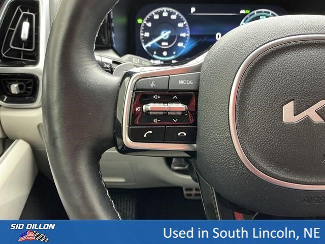 Used 2023 Snow White Pearl Kia SX Prestige image 9