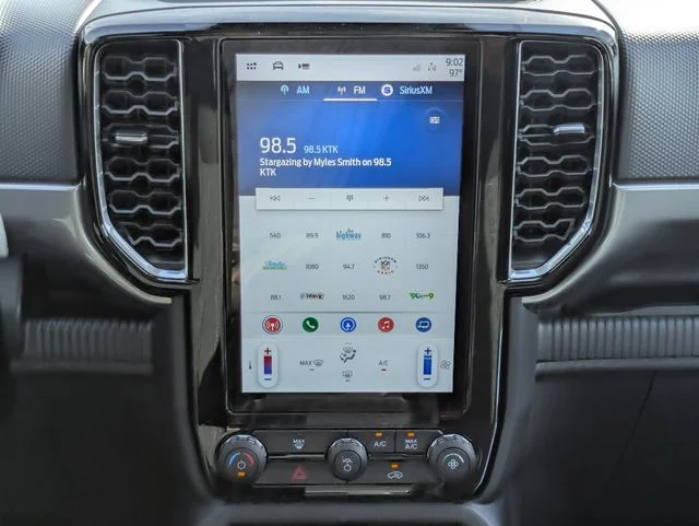 New 2026 Marsh Gray Ford XLT image 18