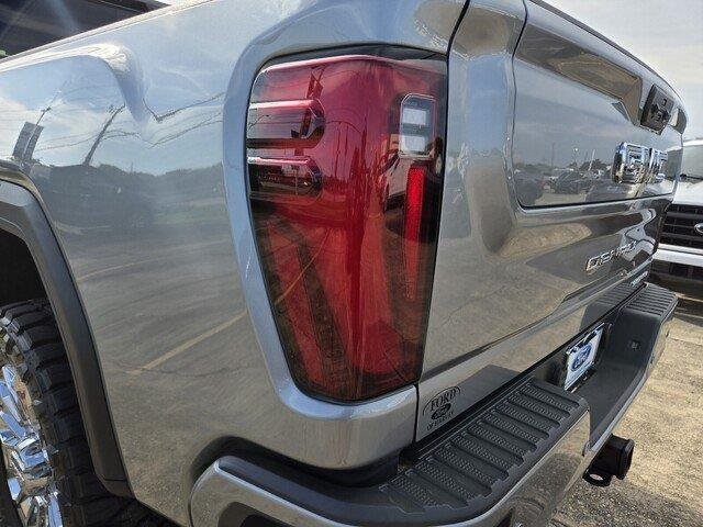 Used 2025 Sterling Metallic GMC Denali Ultimate image 30