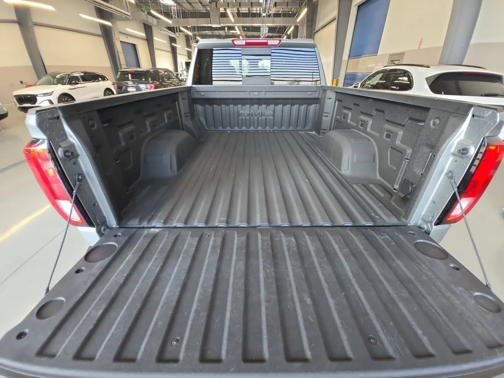 Certified Used 2026 Sterling Metallic GMC Elevation image 23