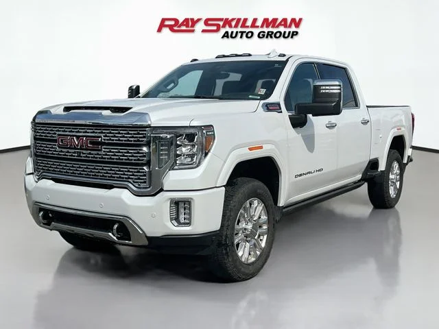 Used 2023 White GMC Denali image 3