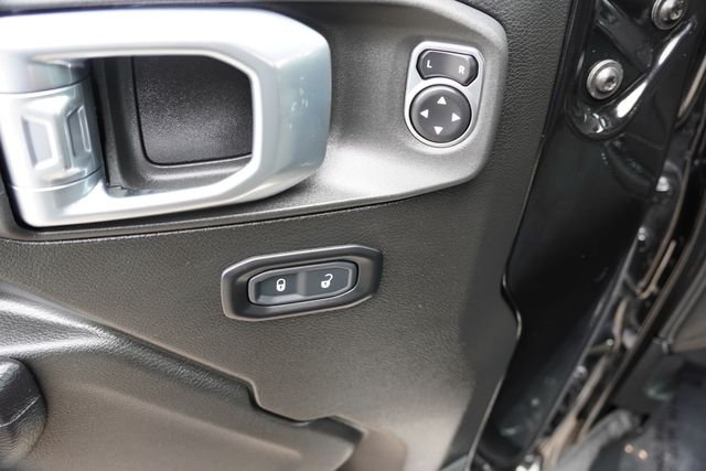 Used 2024 Black Jeep Rubicon image 18