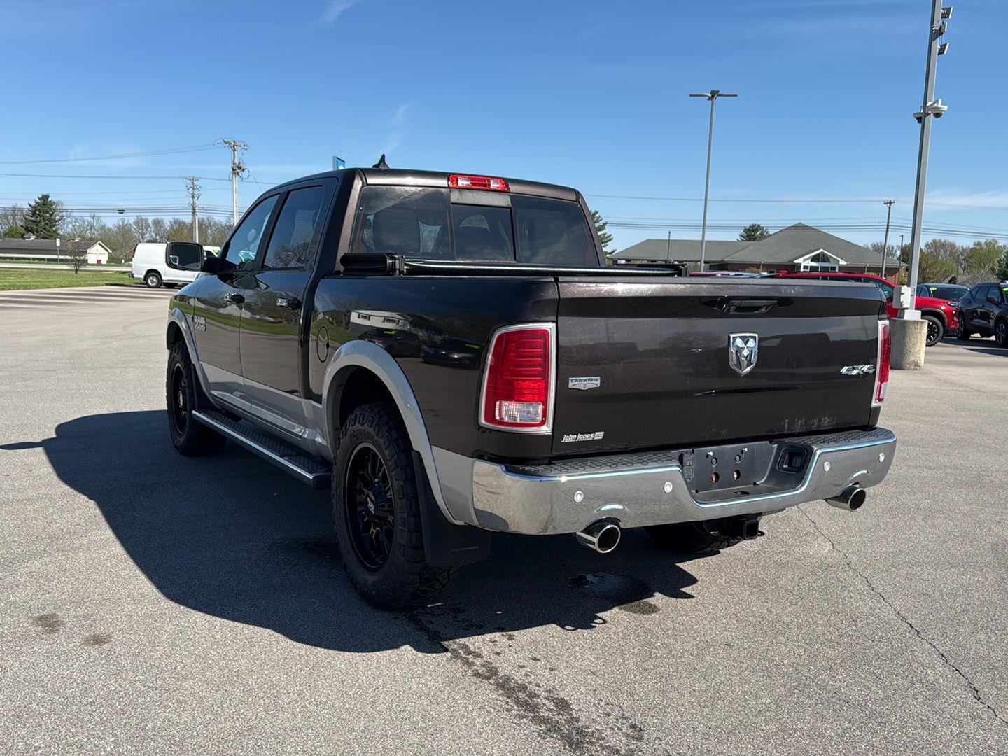 Used 2017 Luxury Brown Pearlcoat Ram Laramie image 17
