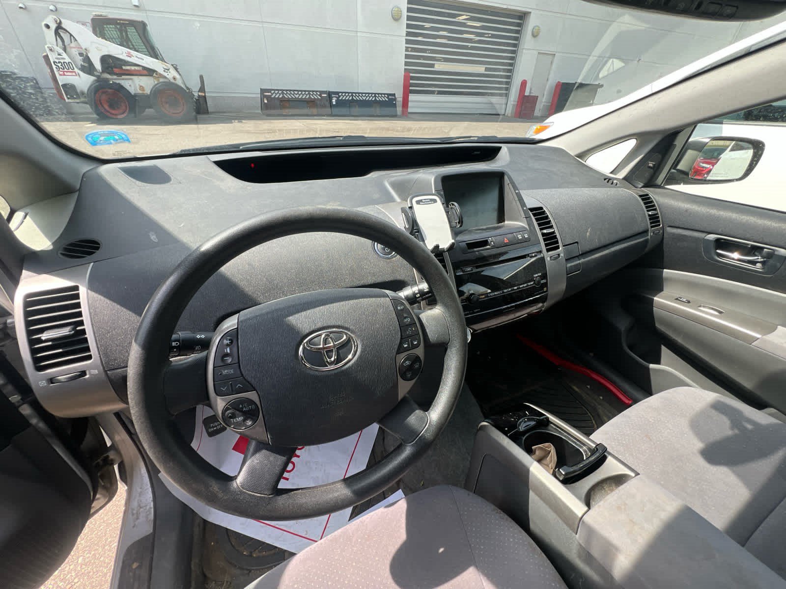 Used 2007 Classic Silver Metallic Toyota  image 8