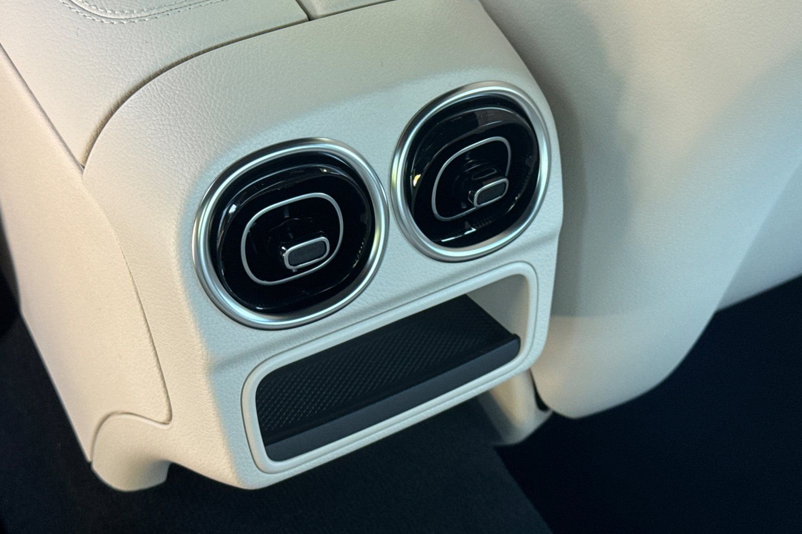 New 2027 Polar White Mercedes-Benz CLE 300 image 24