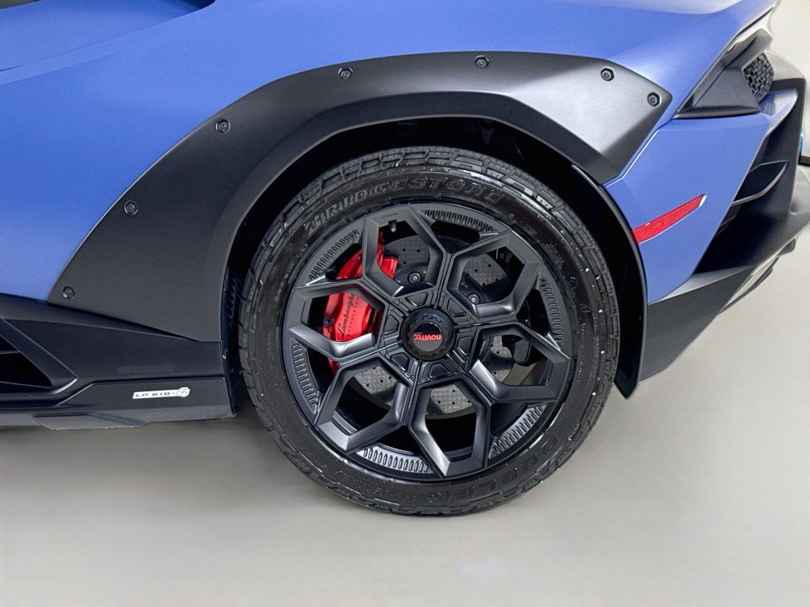 Used 2023 Blu Grifo Matte Lamborghini COUPE  | BOOST LOGIC TT KIT image 48