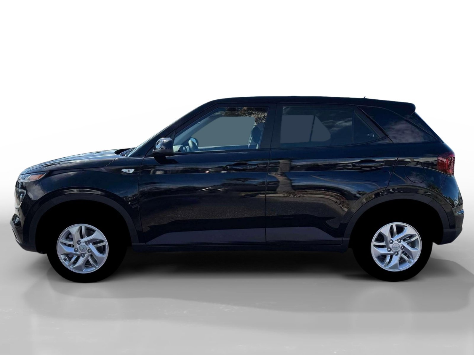 New 2026 Onyx Black Hyundai SE image 3