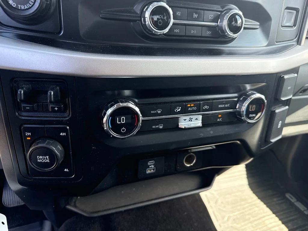 Used 2021 Gray Ford XLT image 25