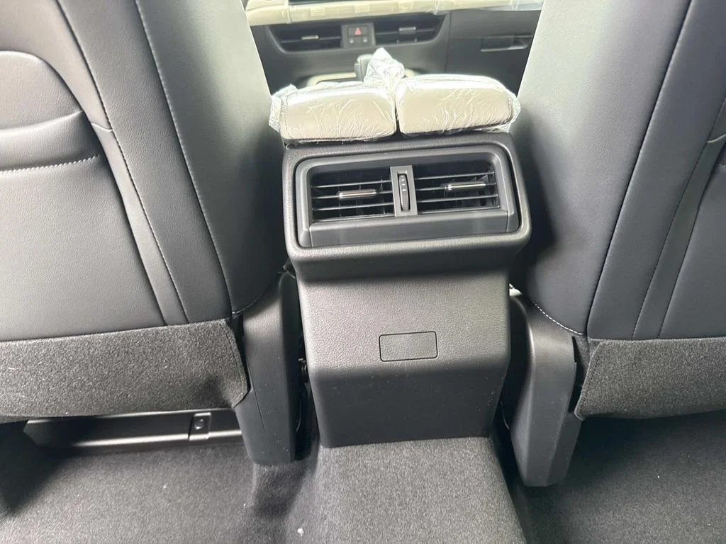 New 2026 Rhodium White Metallic Mazda 2.5 S Preferred AWD image 23