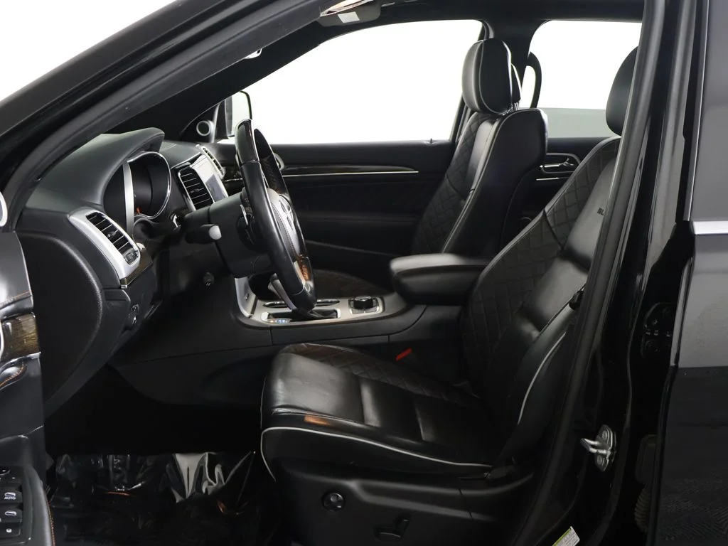 Used 2020 Black Jeep Summit image 30