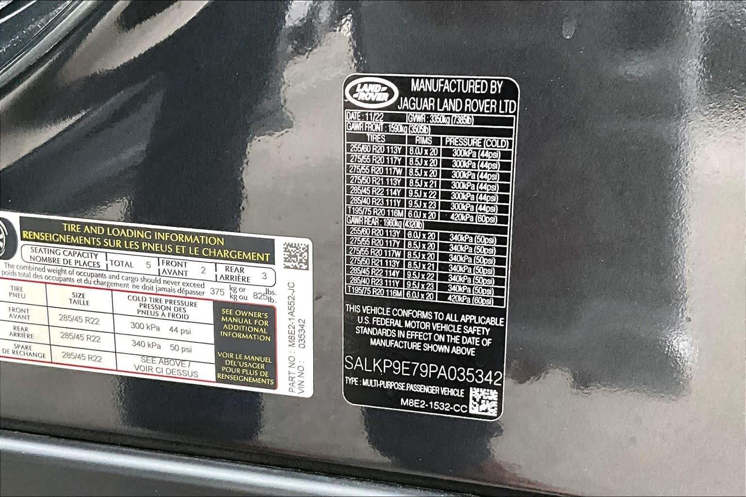 Used 2023 Carpathian Grey Premium Metallic Land Rover SE image 38