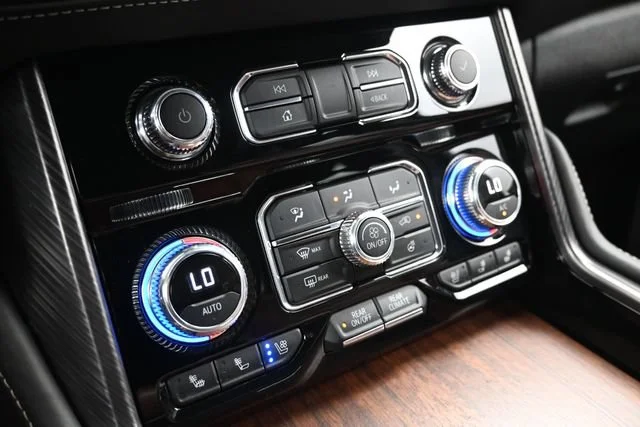 Used 2024 Sterling Metallic GMC Denali Ultimate image 18