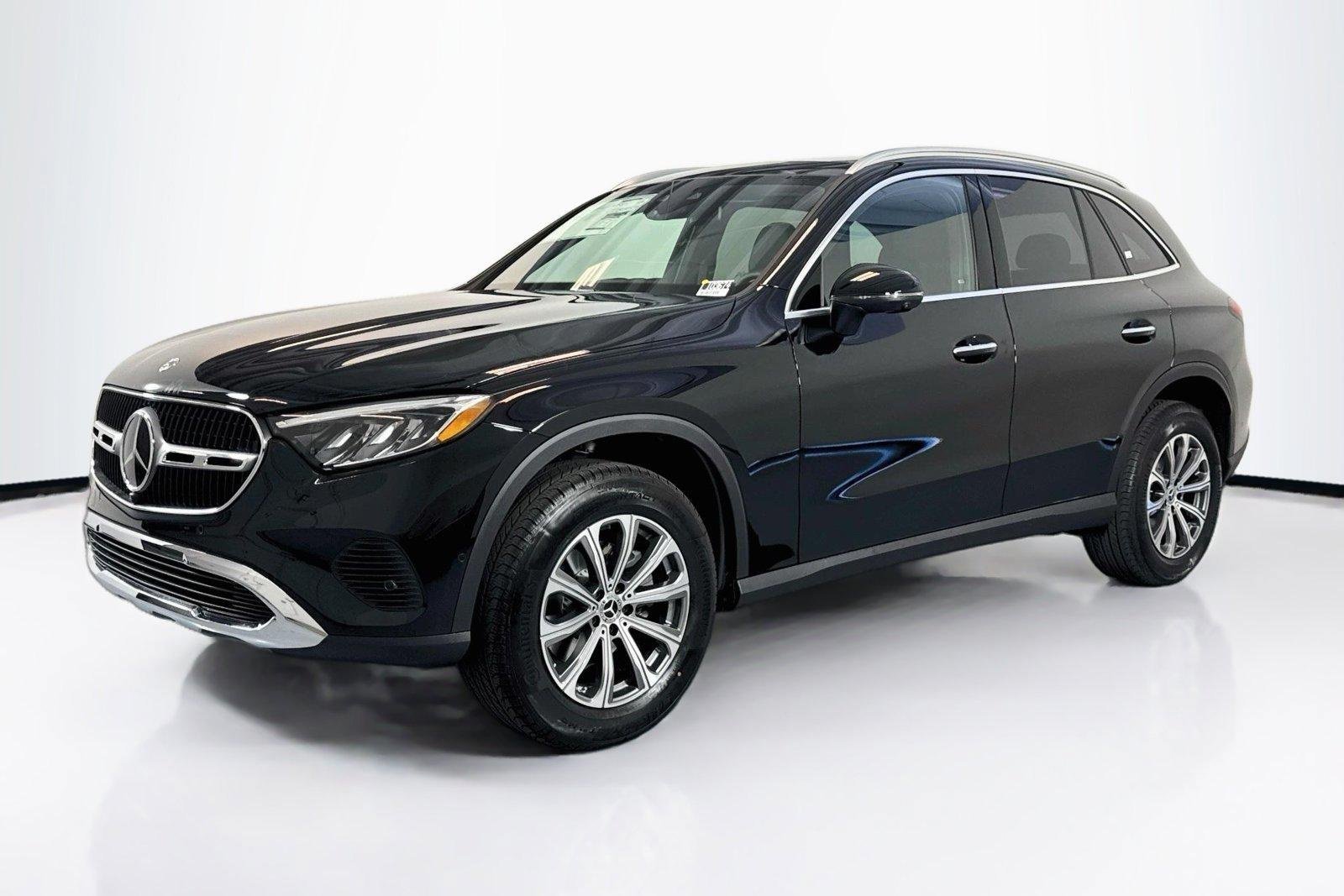 New 2026 Black Mercedes-Benz GLC 300 image 1