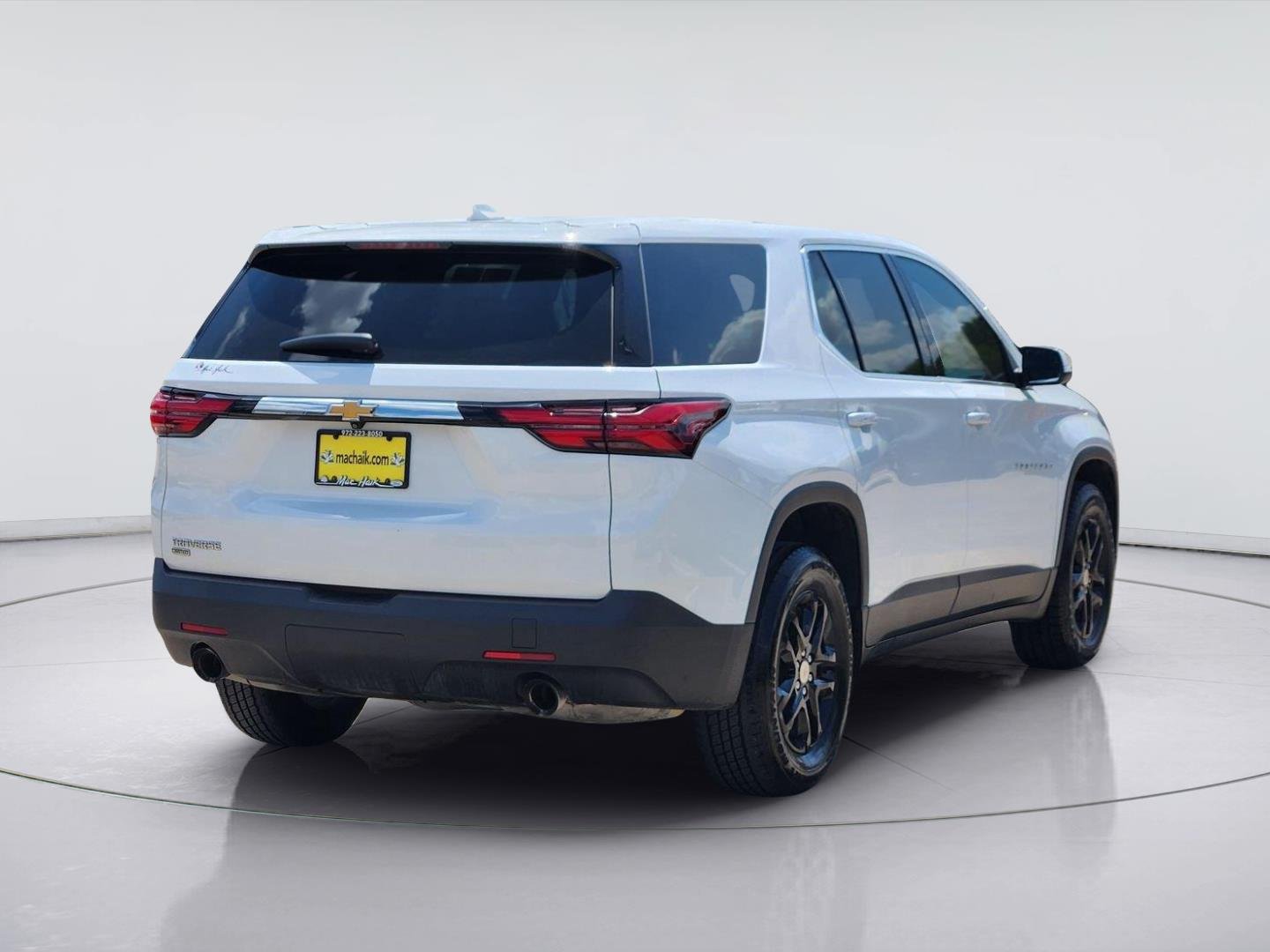 Used 2024 Summit White Chevrolet LS image 6