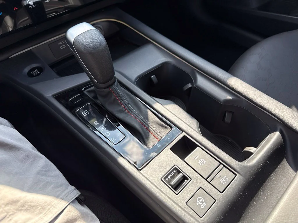 2026 Nissan Sentra SR - Photo 26