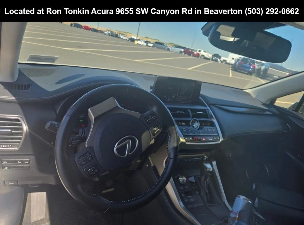 Used 2020 Eminent White Pearl Lexus 300h image 8