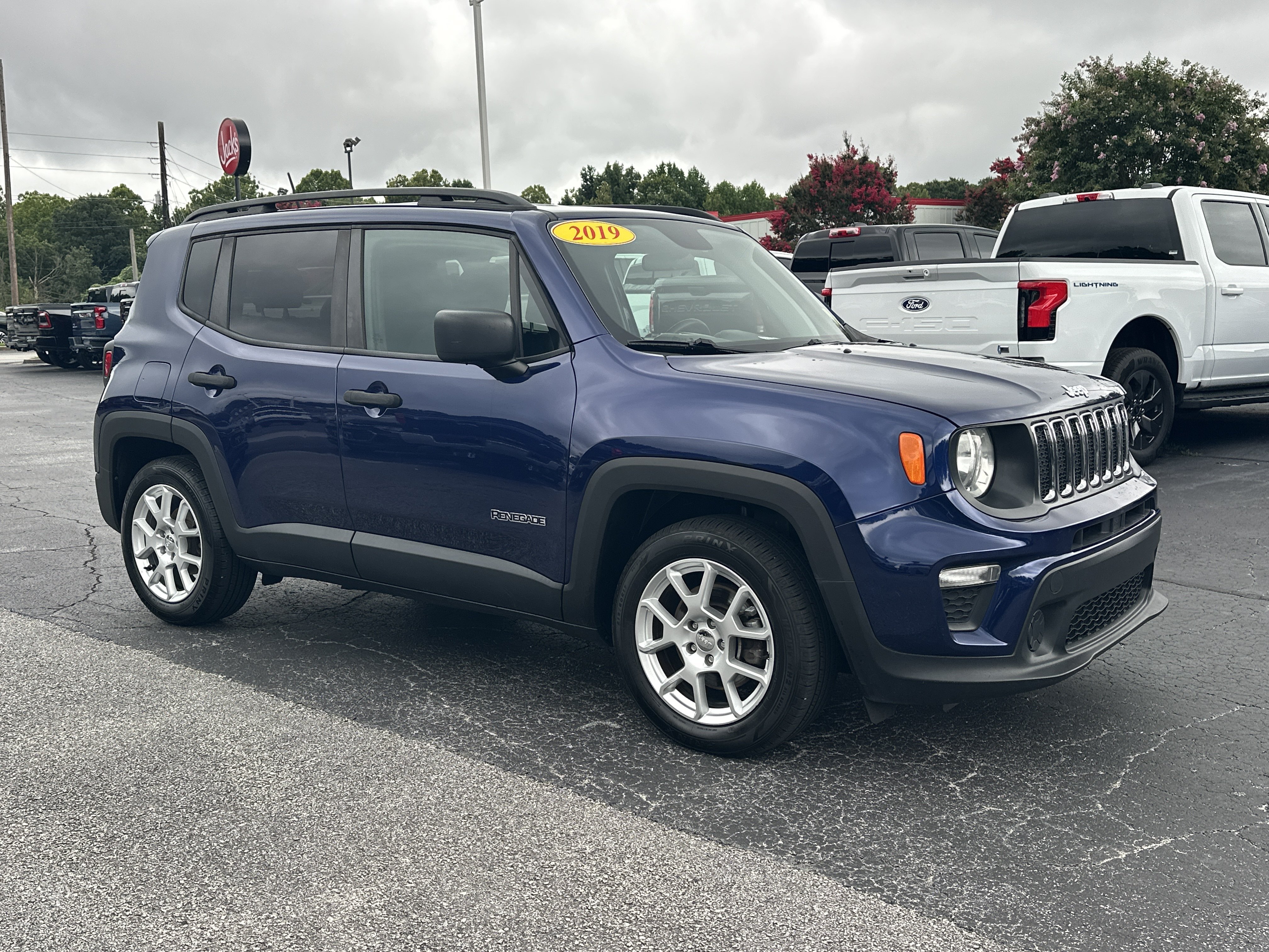 Used 2019 Jeep Renegade Sport with VIN ZACNJAAB3KPK10451 for sale in Carrollton, GA