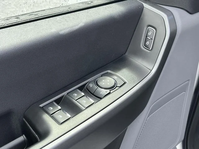 New 2026 Oxford White Ford F-250® XL image 13
