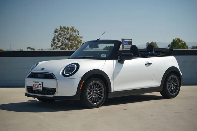 2026 MINI Convertible Signature Plus