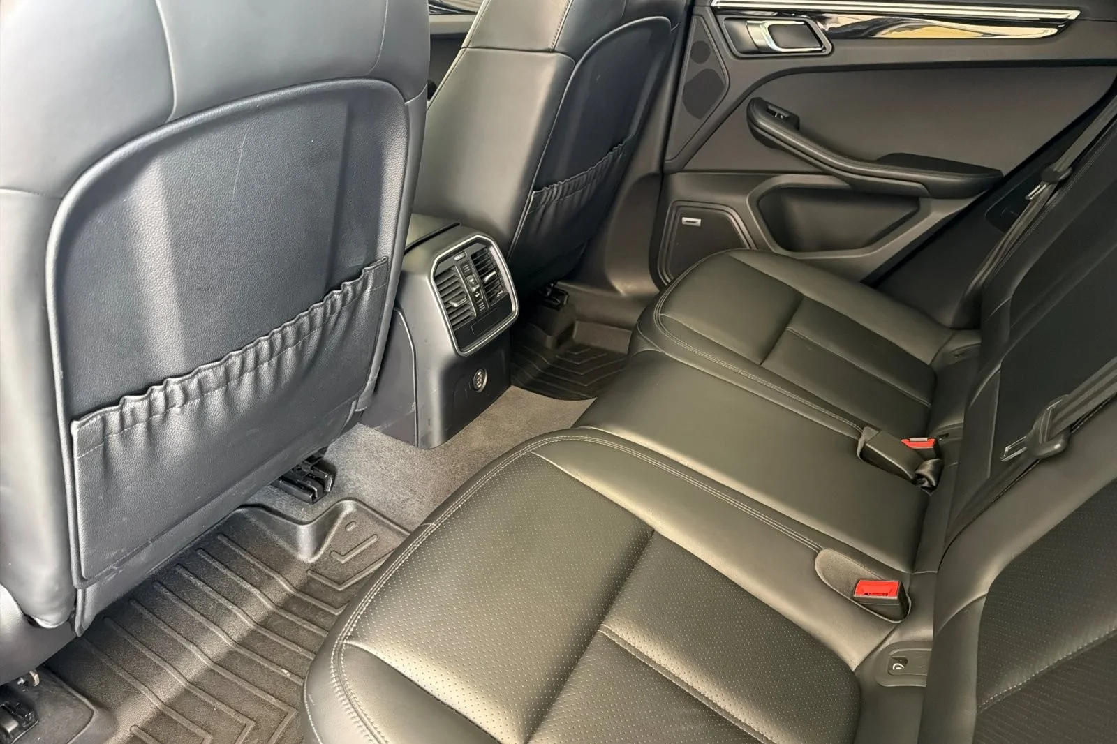 Used 2018 GRAY Porsche S image 11