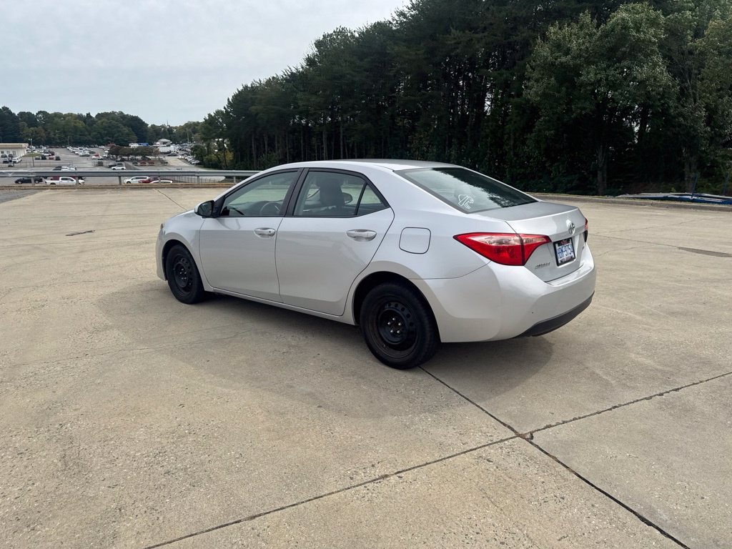 Used 2017 Silver Toyota LE image 13