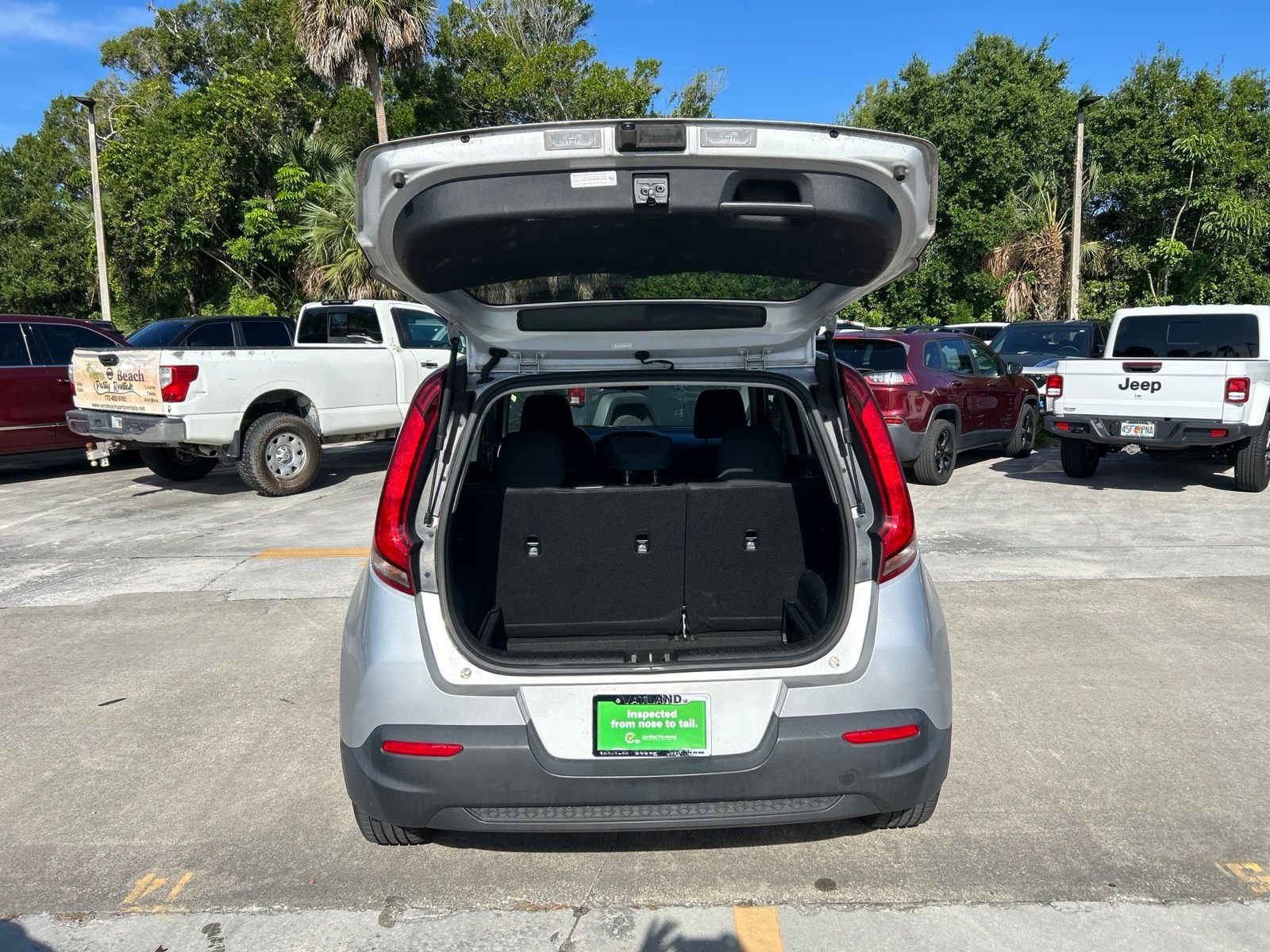 Used 2020 Silver Kia LX image 36