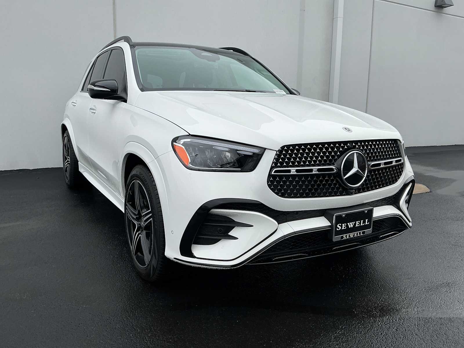 Certified Used 2026 Polar White Mercedes-Benz GLE 450 image 3