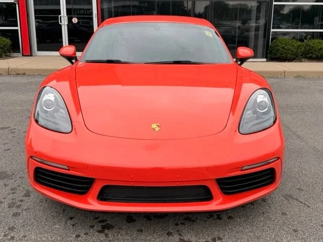 Used 2018 Lava Orange Porsche S image 2
