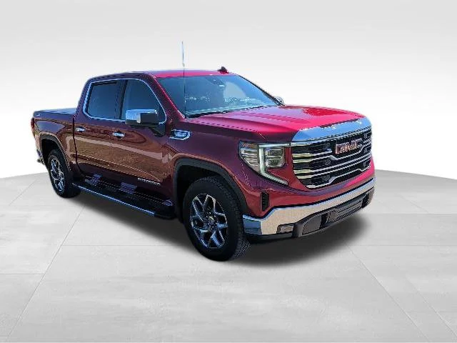 Used 2022 Red GMC SLT image 1
