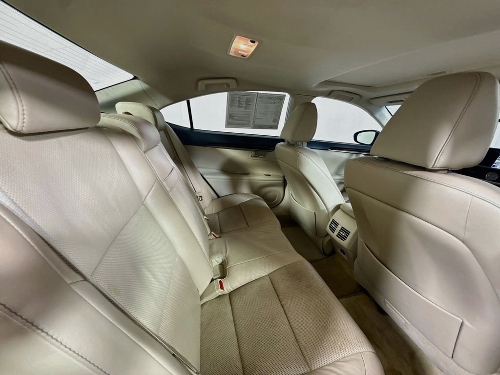 Used 2014 Deep Sea Mica Lexus Base image 28