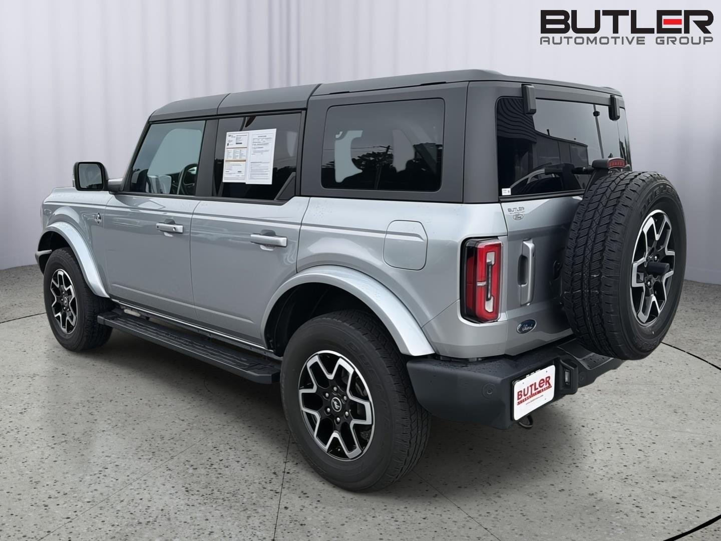 Used 2024 Iconic Silver Ford Outer Banks image 4