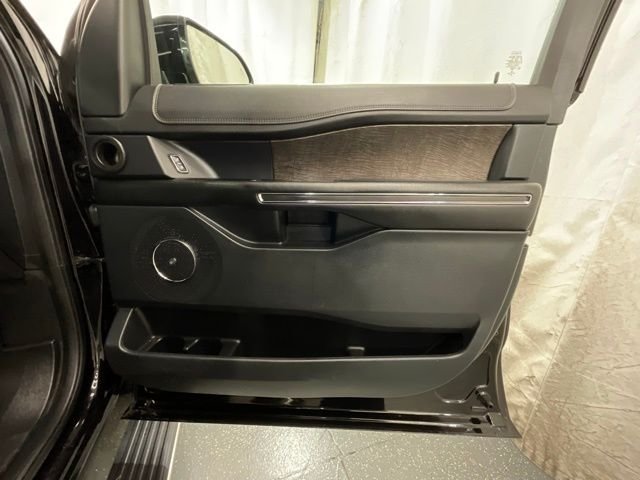 Used 2021 Black Ford Limited image 22